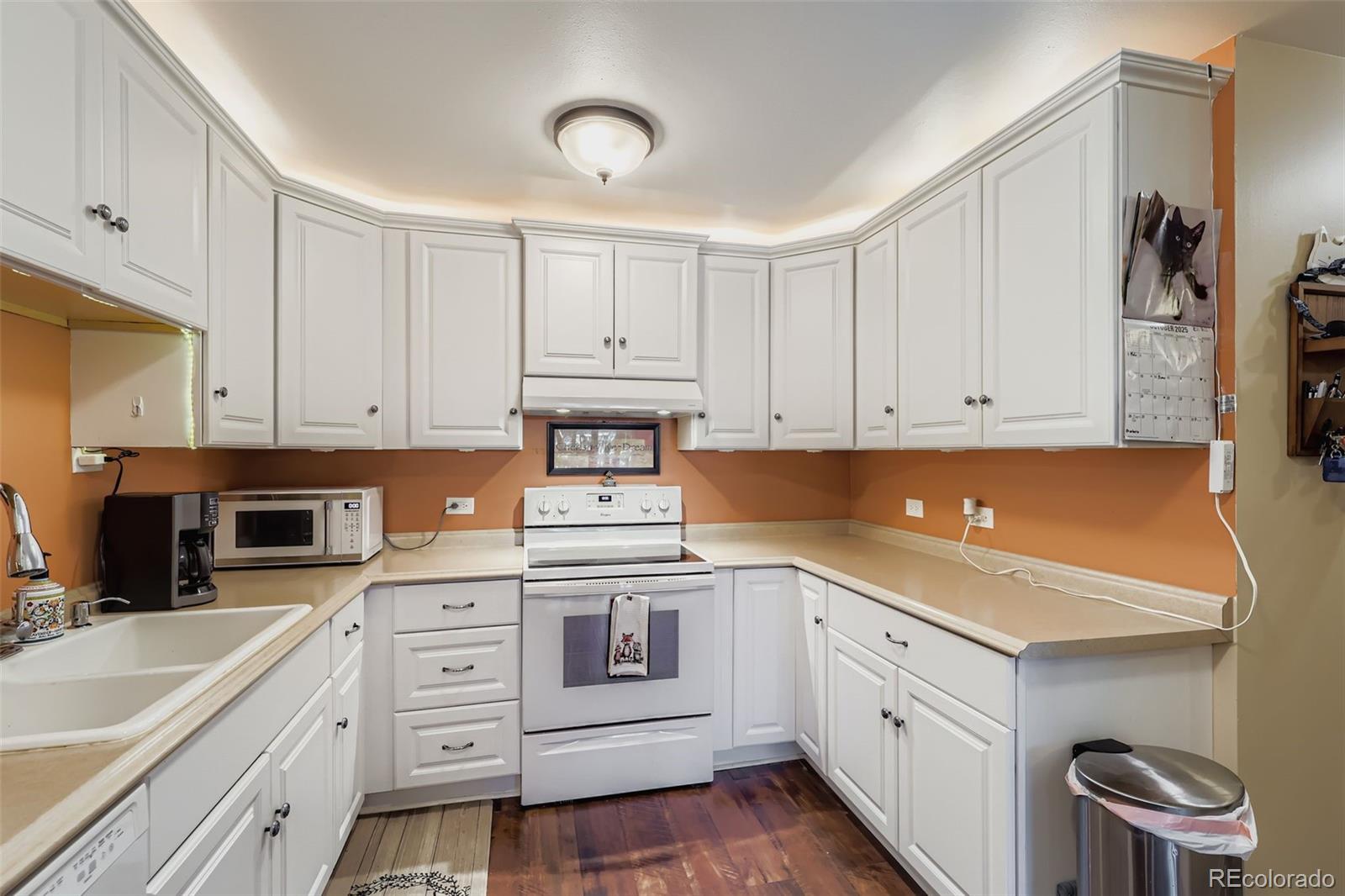 MLS Image #13 for 740 s alton way,denver, Colorado