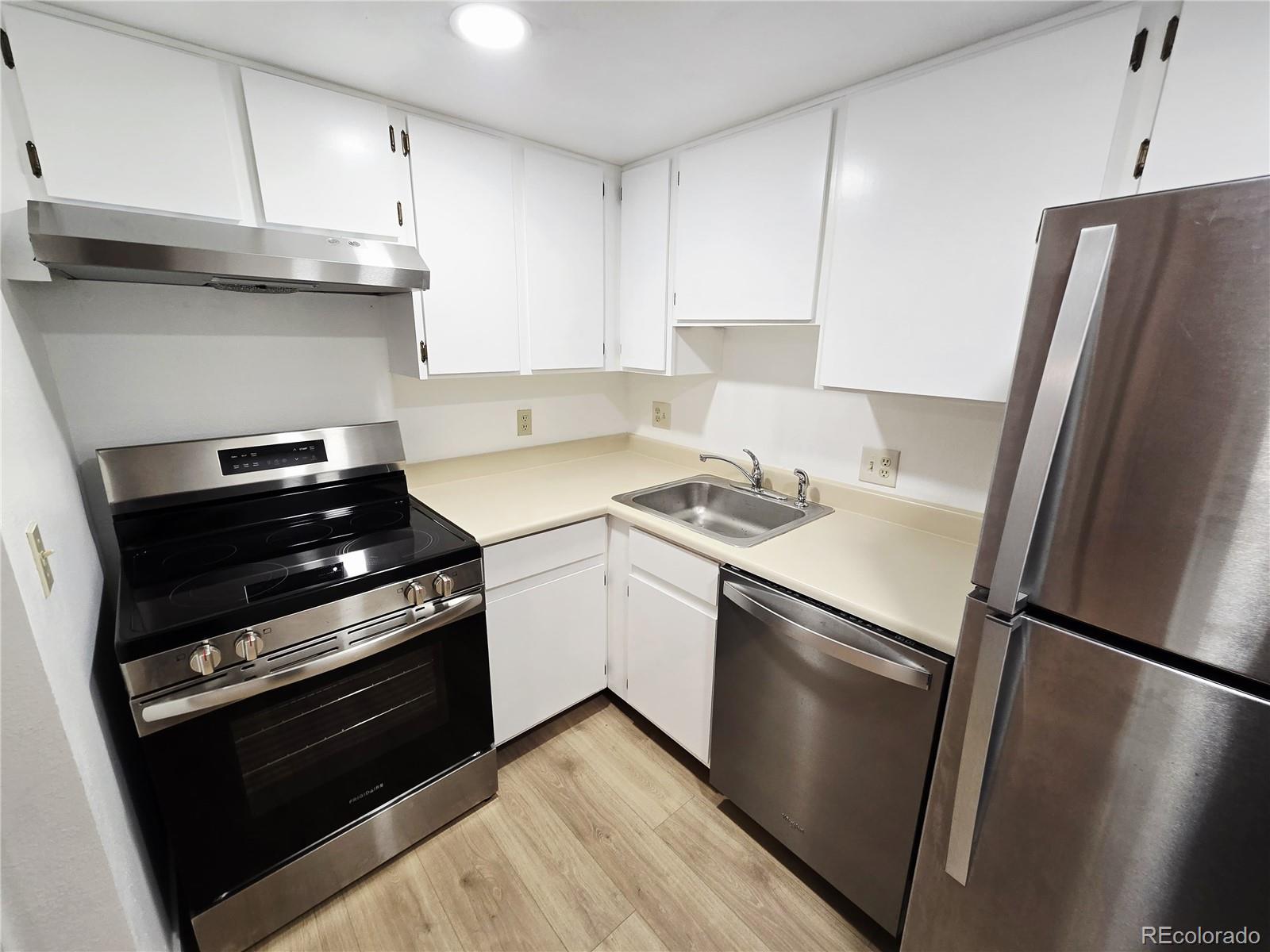 MLS Image #4 for 8701  huron street,thornton, Colorado