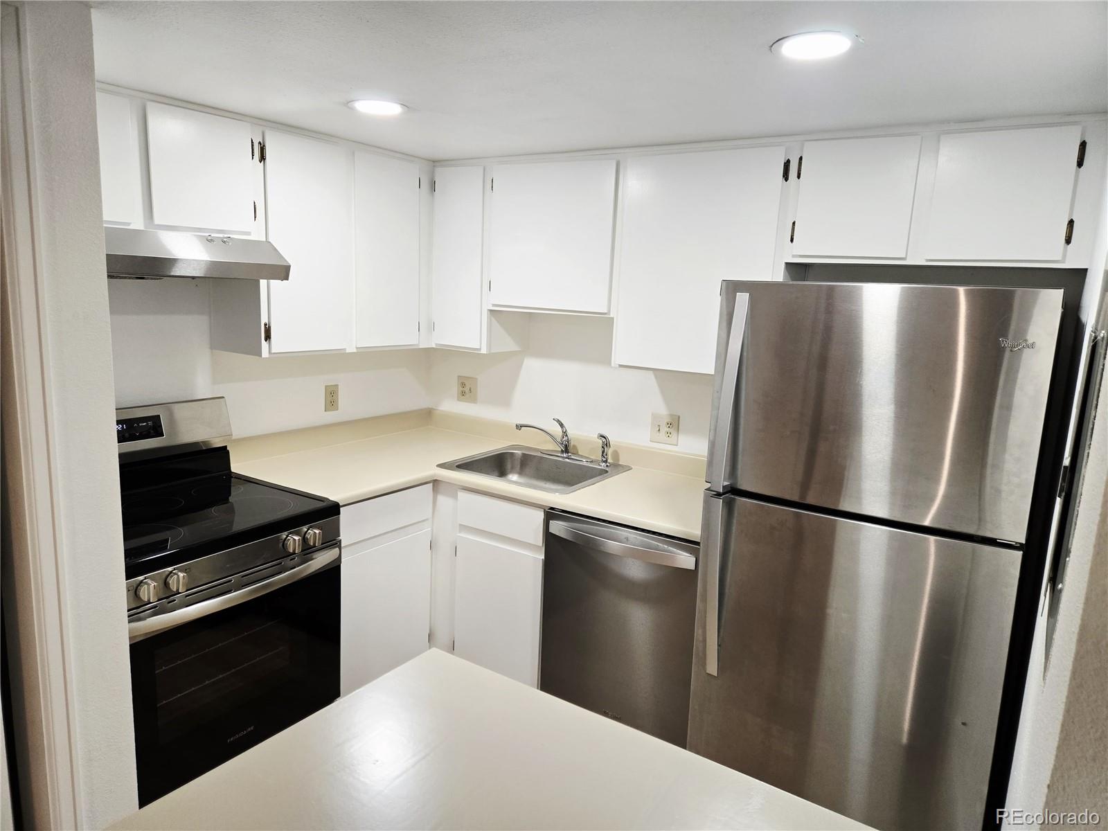 MLS Image #5 for 8701  huron street,thornton, Colorado