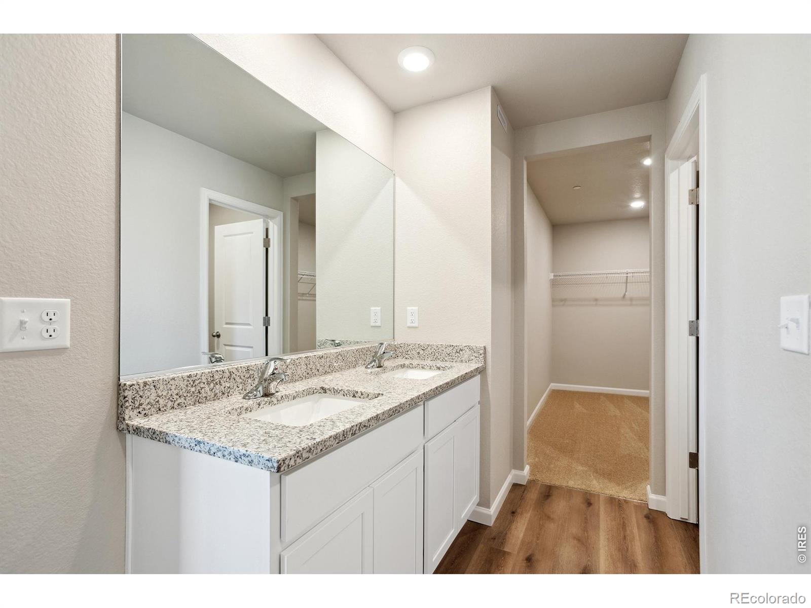 MLS Image #10 for 199  robin road,johnstown, Colorado