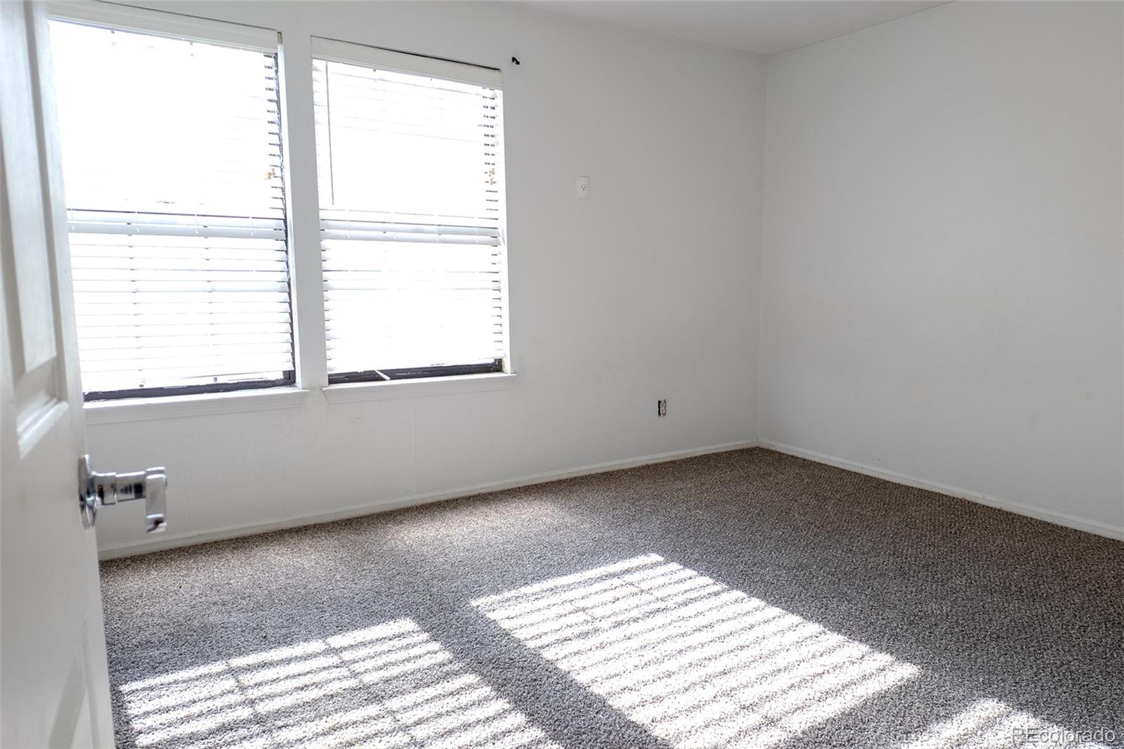 MLS Image #14 for 16001 e alaska place,aurora, Colorado