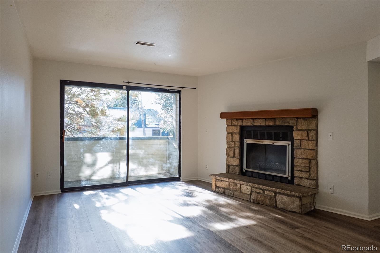 MLS Image #8 for 16001 e alaska place,aurora, Colorado