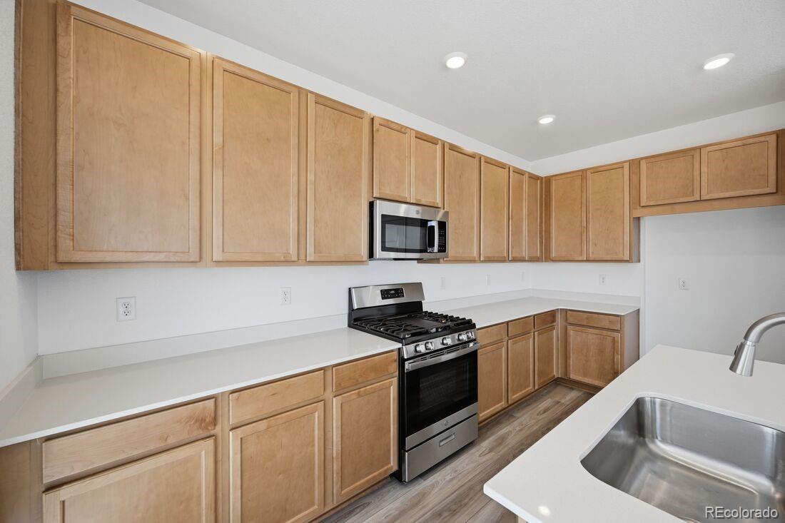 MLS Image #2 for 3270 n denali street,aurora, Colorado