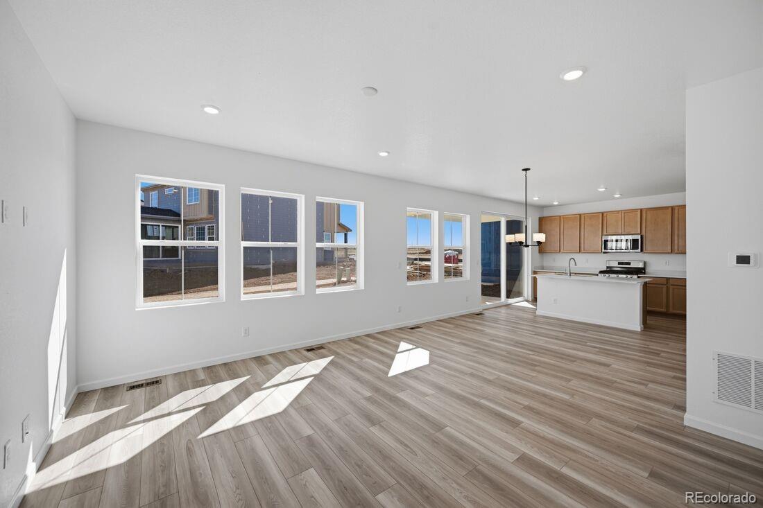 MLS Image #3 for 3270 n denali street,aurora, Colorado