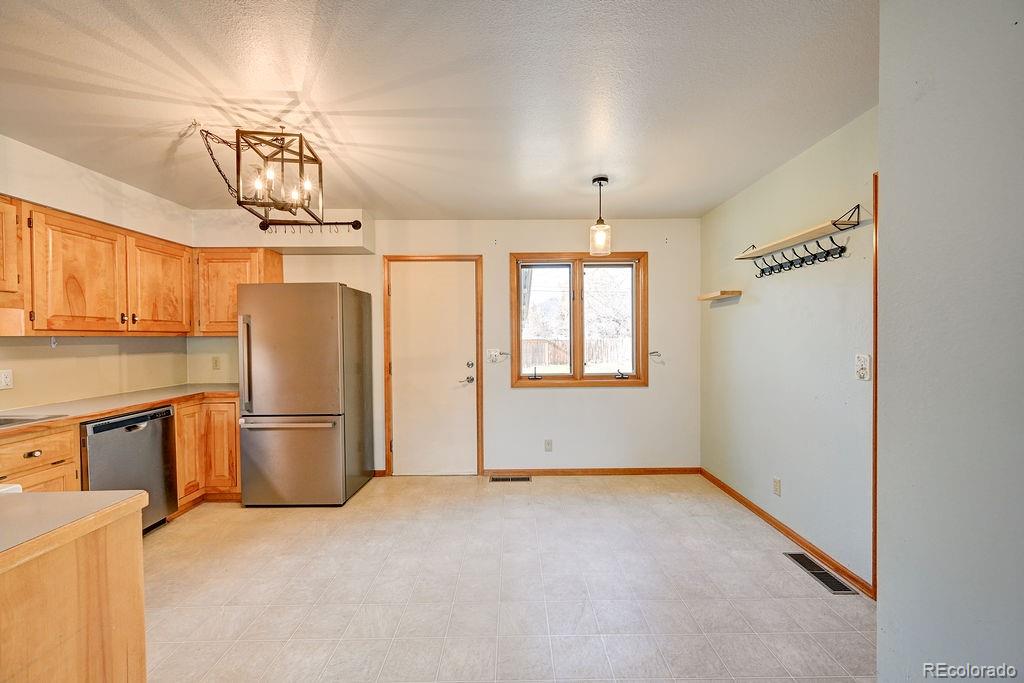 MLS Image #10 for 212 n gunnison avenue,buena vista, Colorado
