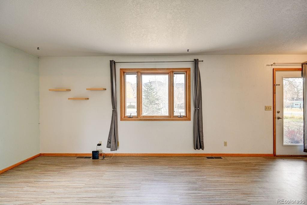 MLS Image #8 for 212 n gunnison avenue,buena vista, Colorado