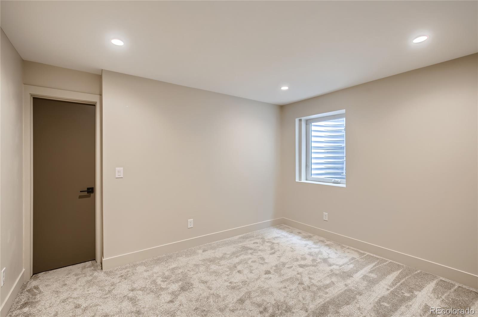 MLS Image #16 for 2323 s high street,denver, Colorado