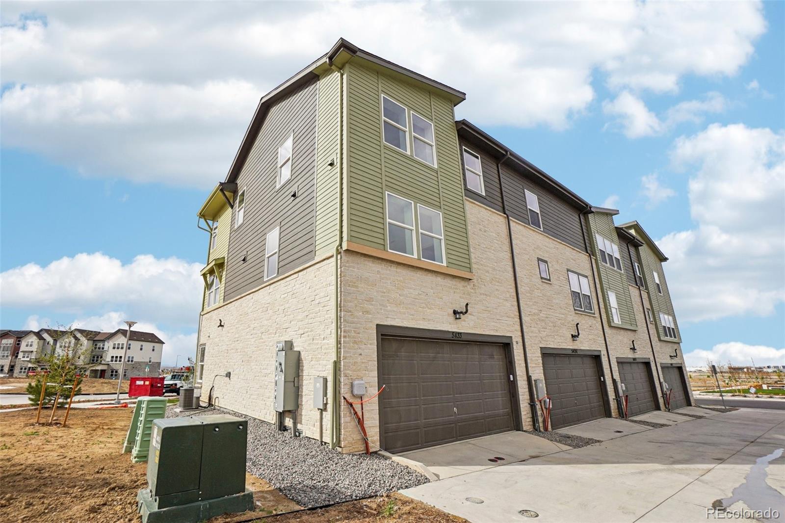 MLS Image #40 for 5433 n eaton park way,aurora, Colorado