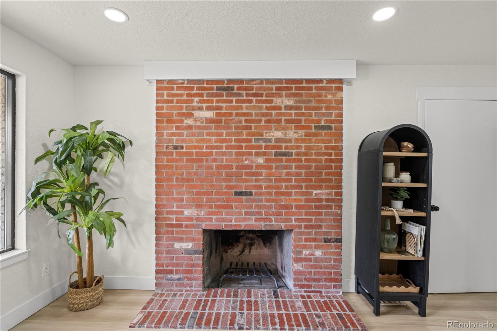 MLS Image #13 for 884 s lewis street,lakewood, Colorado