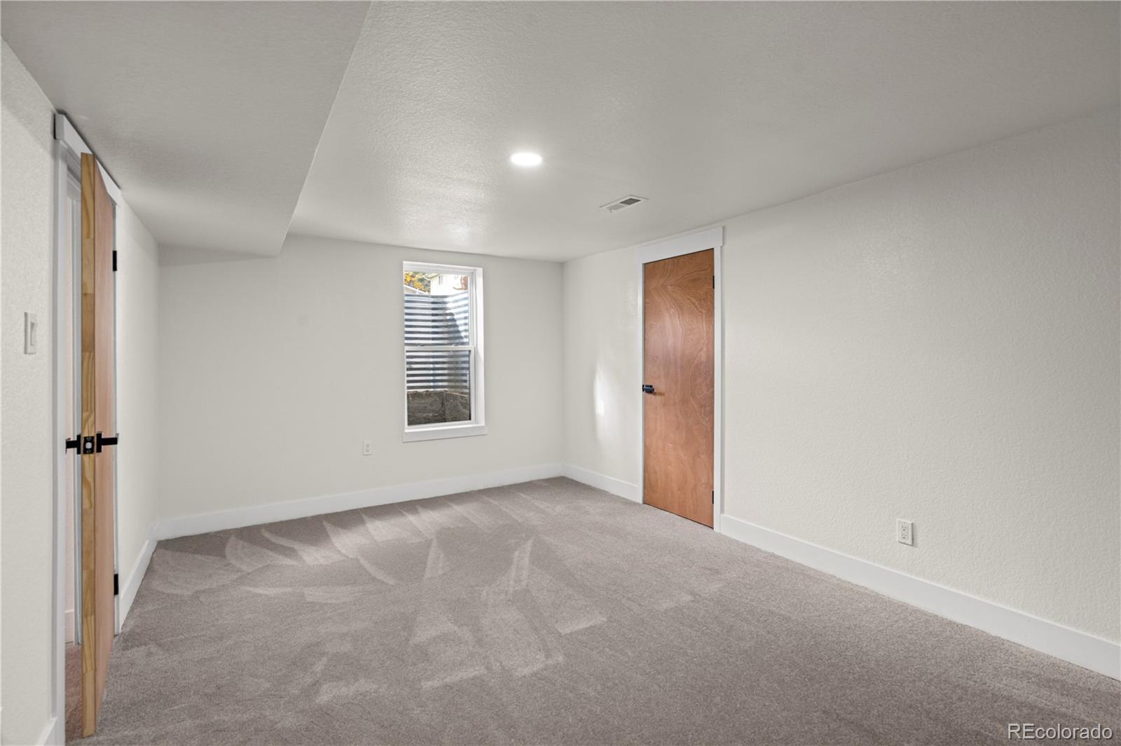 MLS Image #33 for 884 s lewis street,lakewood, Colorado