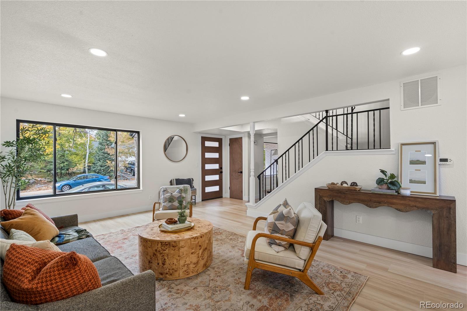 MLS Image #6 for 884 s lewis street,lakewood, Colorado