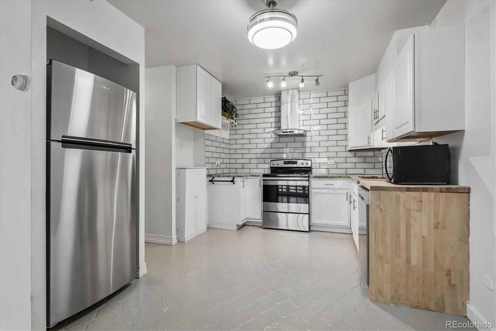 MLS Image #1 for 705 s alton way 6b,denver, Colorado