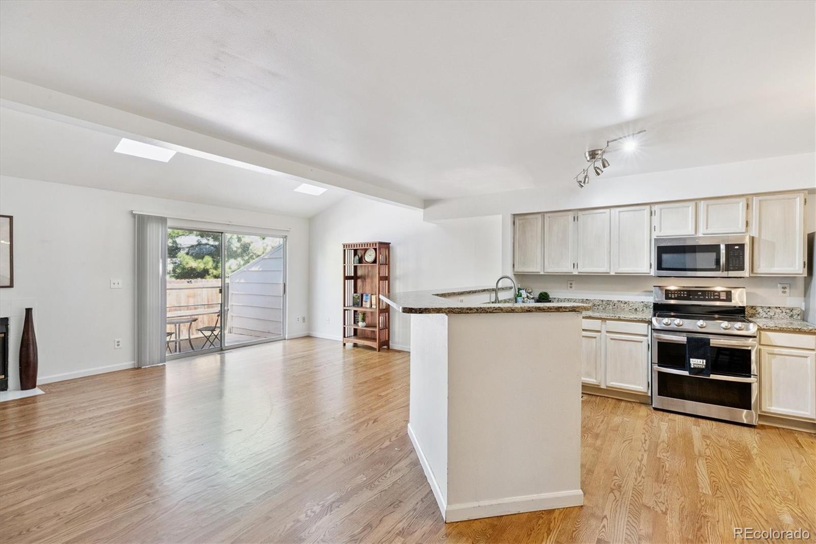 MLS Image #4 for 14801 e penwood place c,aurora, Colorado