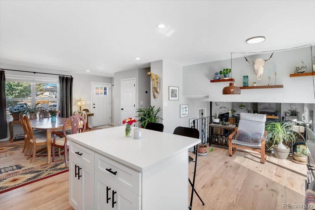 MLS Image #10 for 15880 e utah place,aurora, Colorado