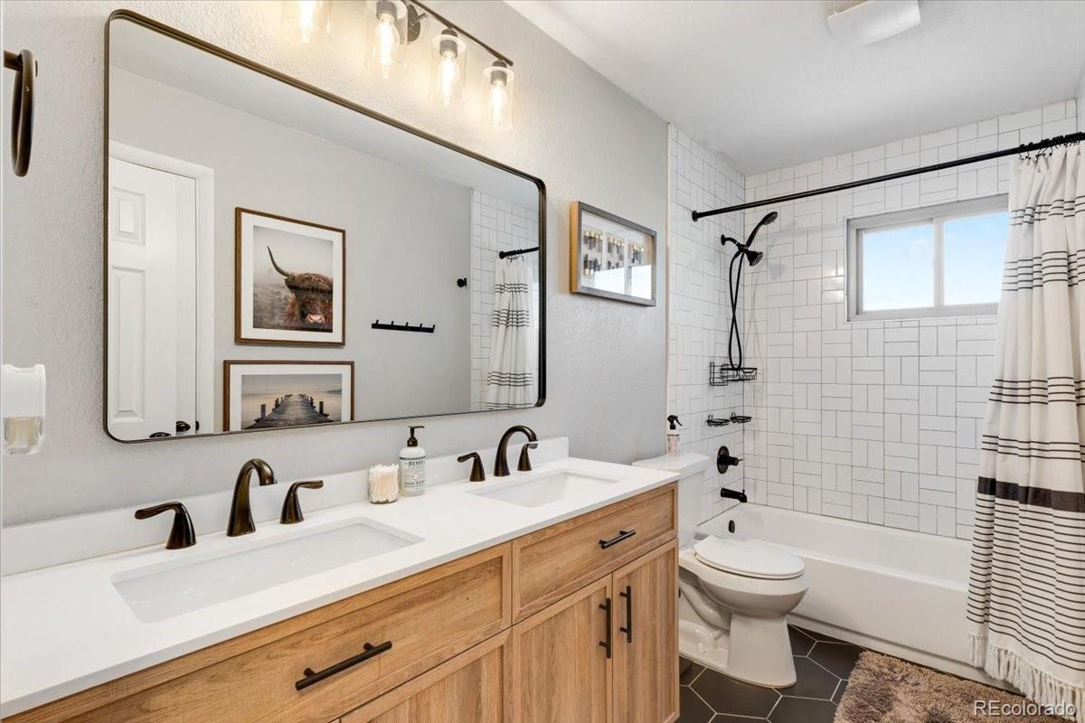 MLS Image #15 for 15880 e utah place,aurora, Colorado