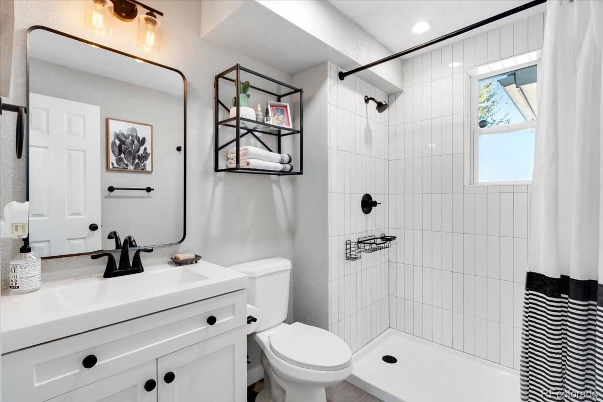 MLS Image #24 for 15880 e utah place,aurora, Colorado