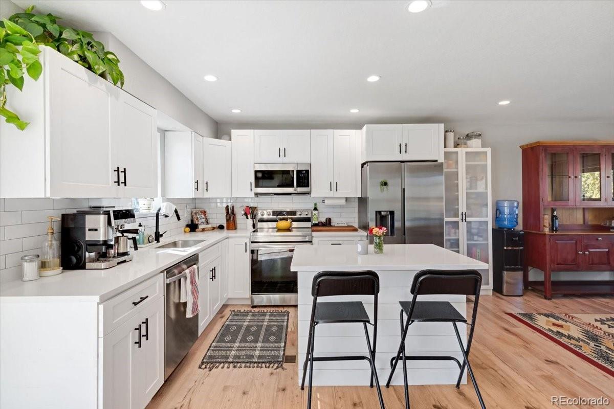MLS Image #9 for 15880 e utah place,aurora, Colorado