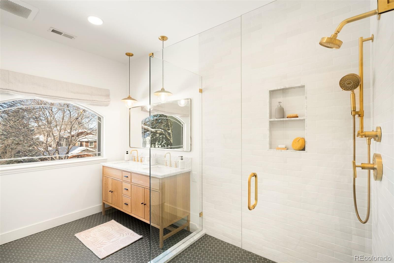 MLS Image #32 for 1418 s milwaukee street,denver, Colorado