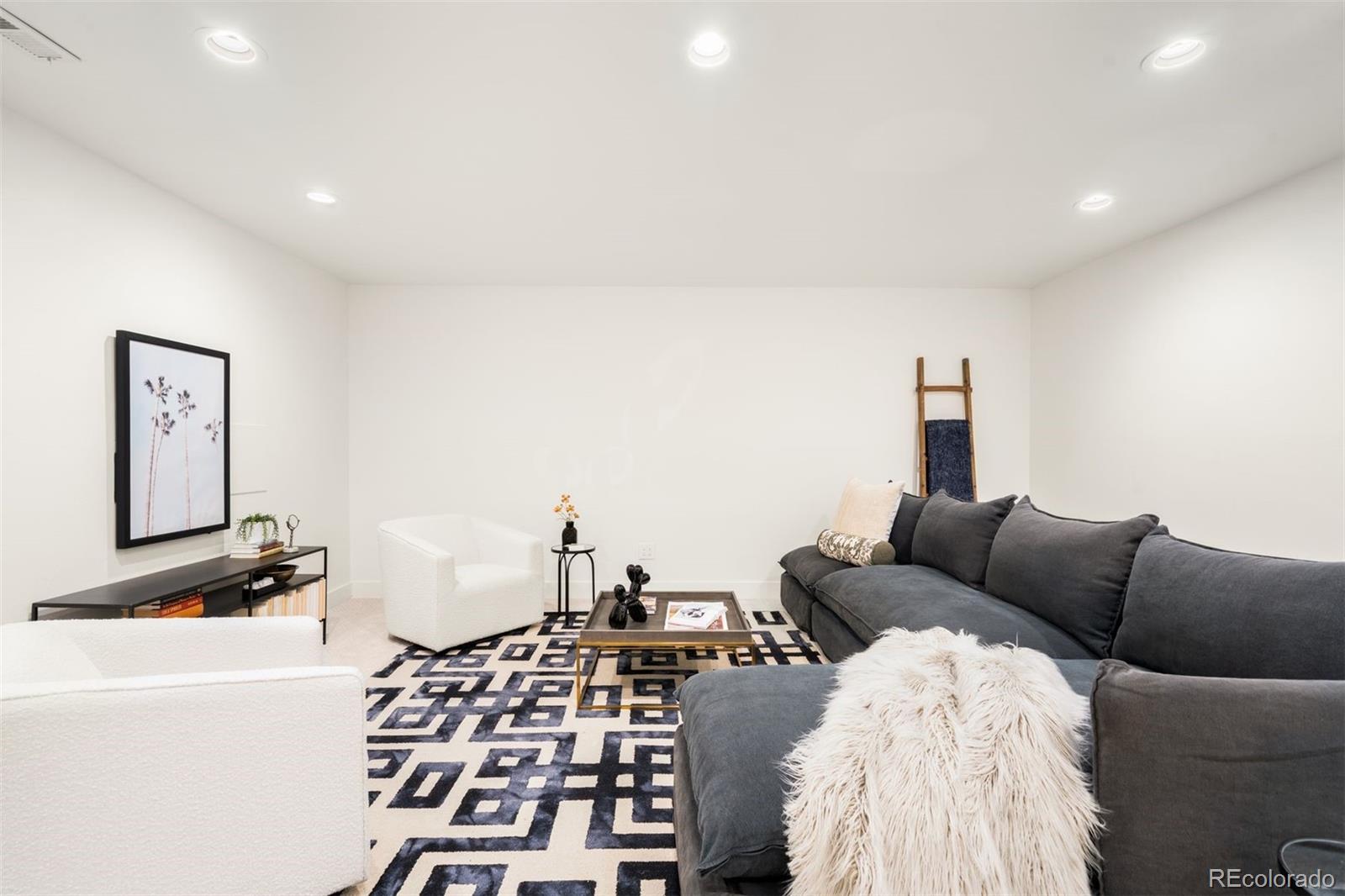 MLS Image #36 for 1418 s milwaukee street,denver, Colorado