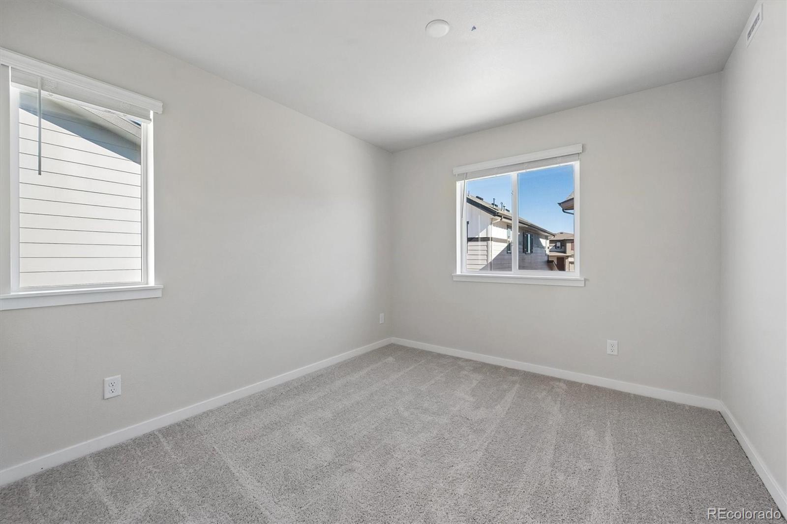 MLS Image #18 for 22675 e 47th avenue,aurora, Colorado