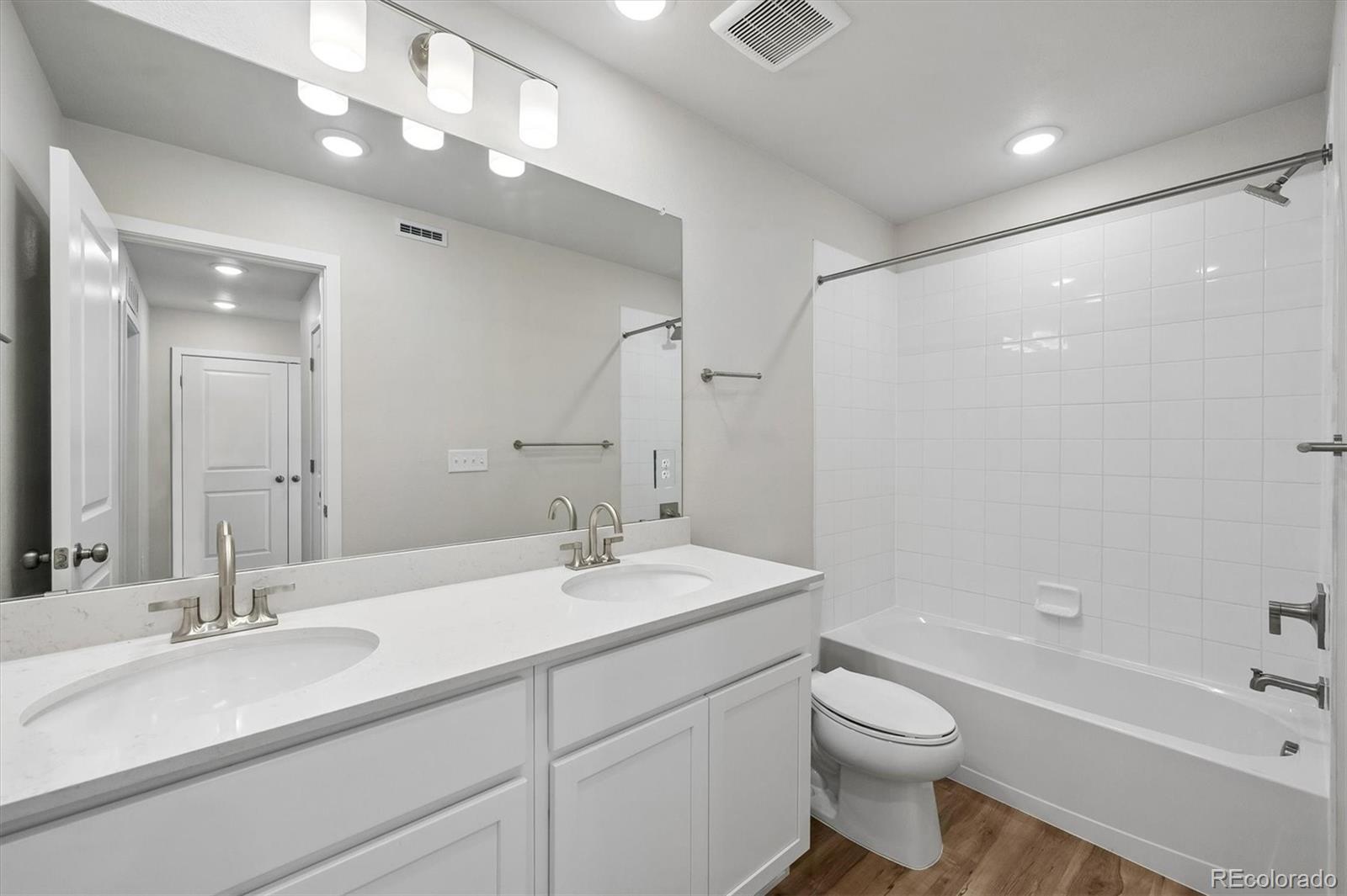 MLS Image #22 for 22675 e 47th avenue,aurora, Colorado