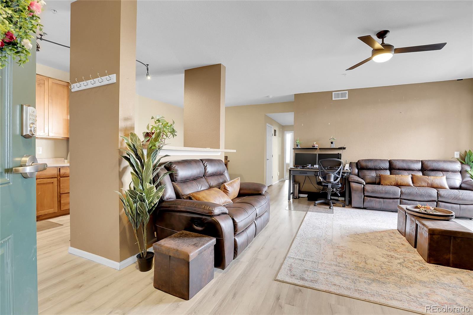 MLS Image #5 for 3865 s dayton street,aurora, Colorado