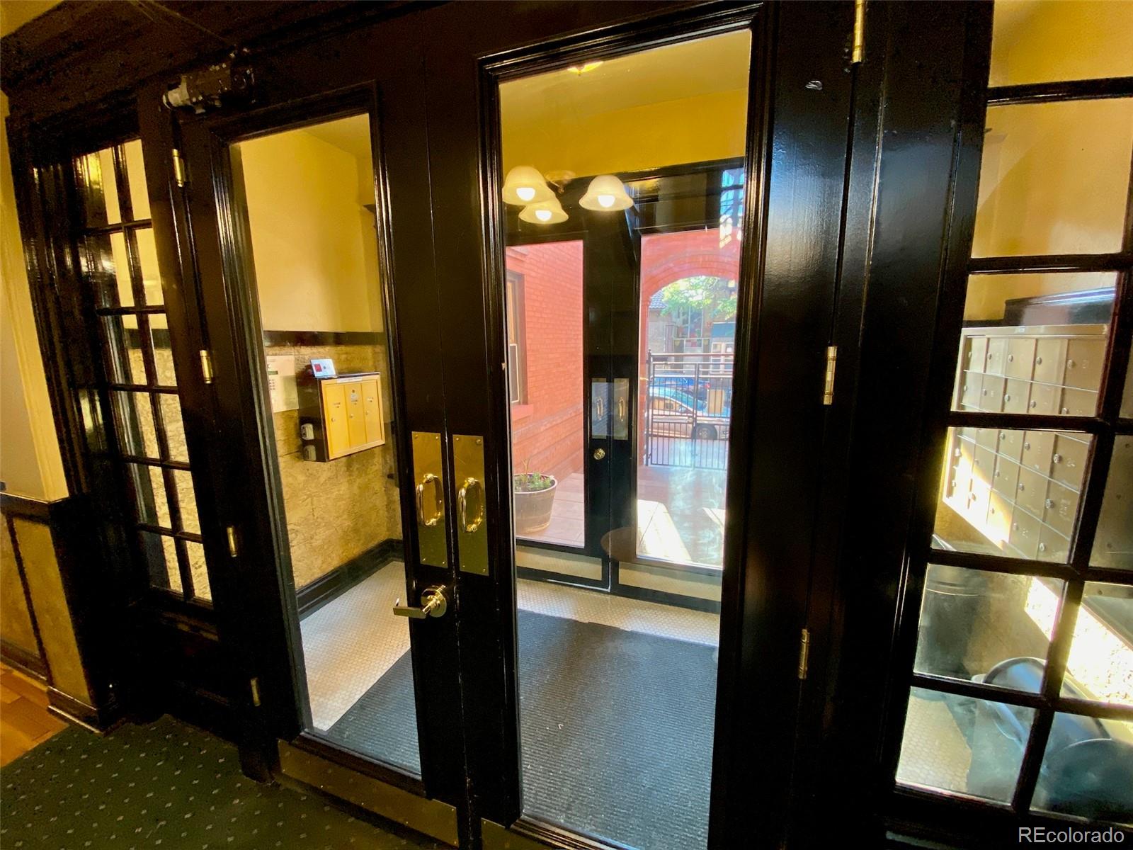 MLS Image #11 for 1475 n humboldt street,denver, Colorado