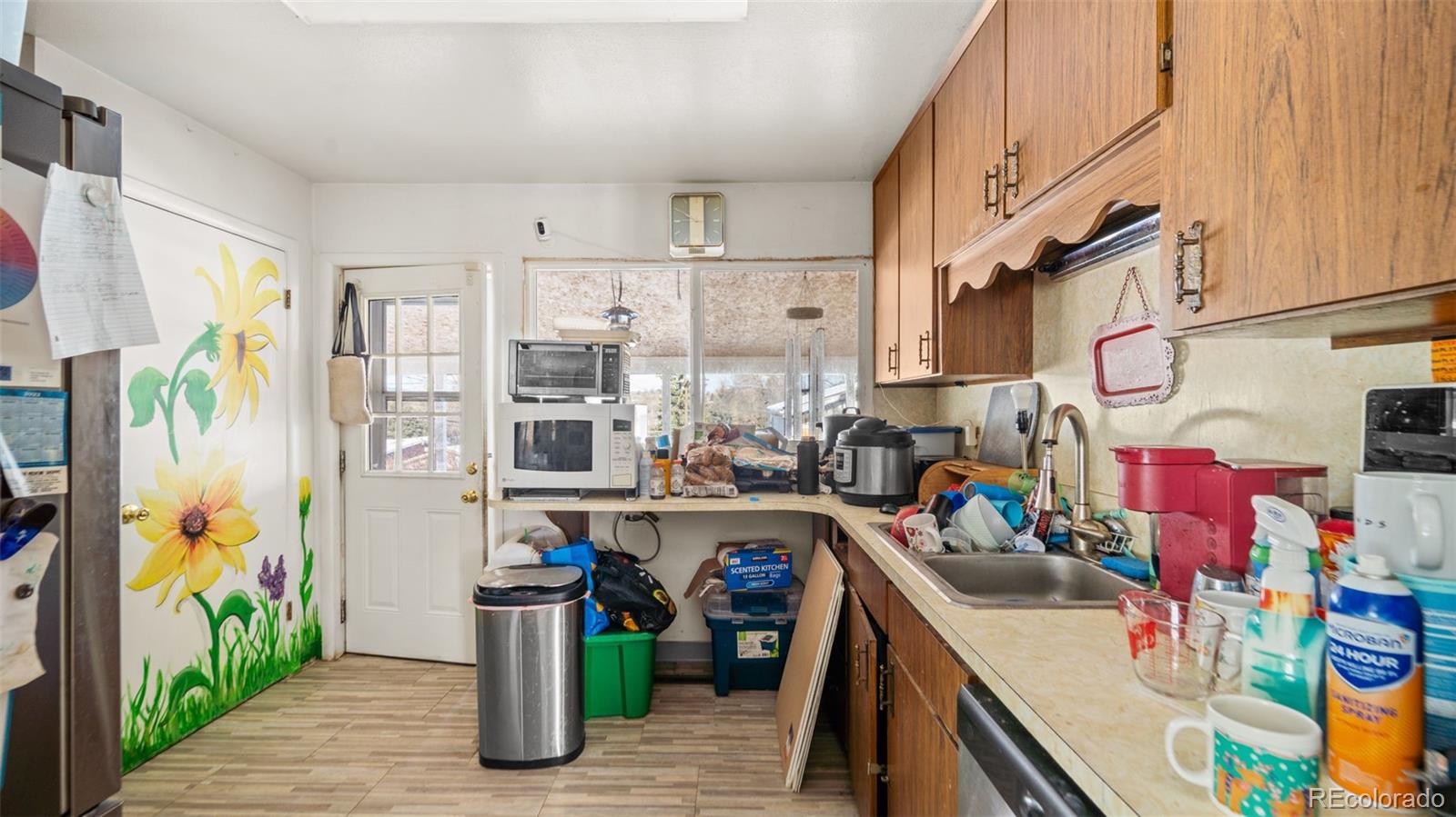 MLS Image #6 for 2516 e san miguel street,colorado springs, Colorado