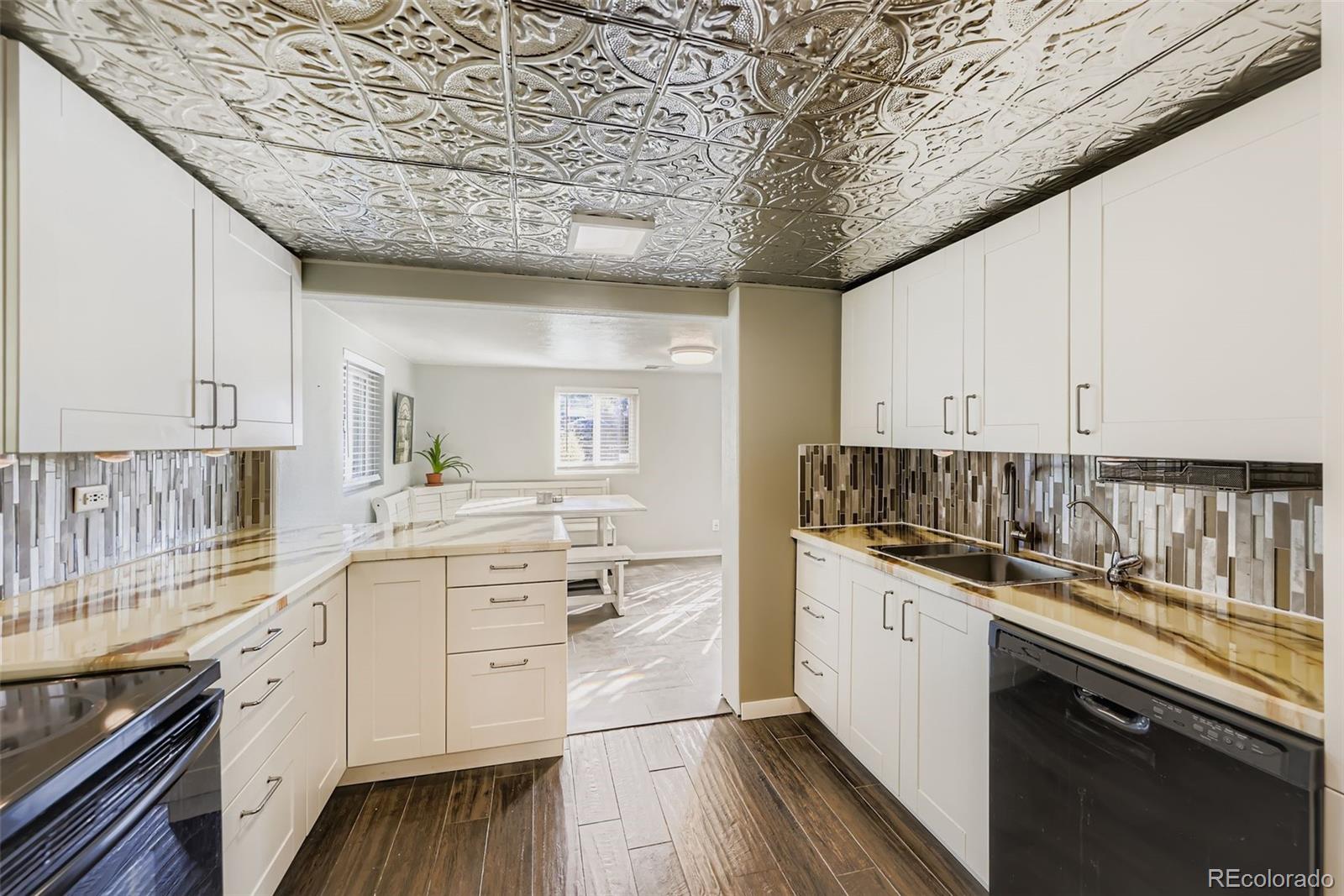 MLS Image #12 for 7303 w 59th avenue,arvada, Colorado