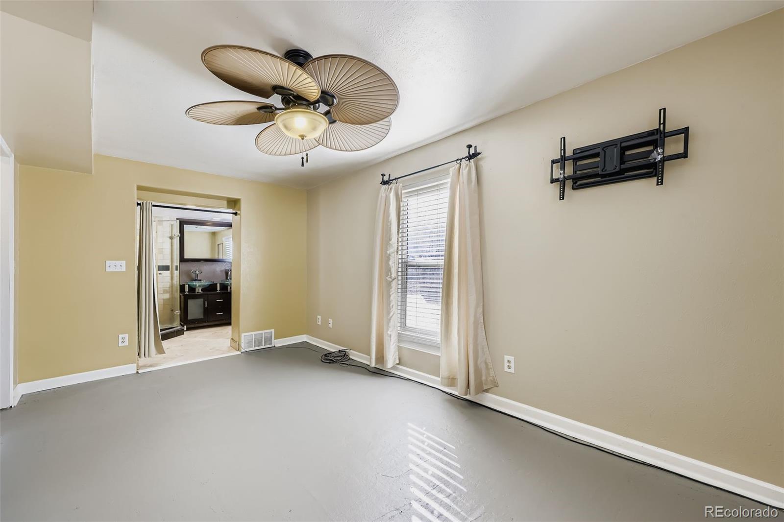 MLS Image #17 for 7303 w 59th avenue,arvada, Colorado