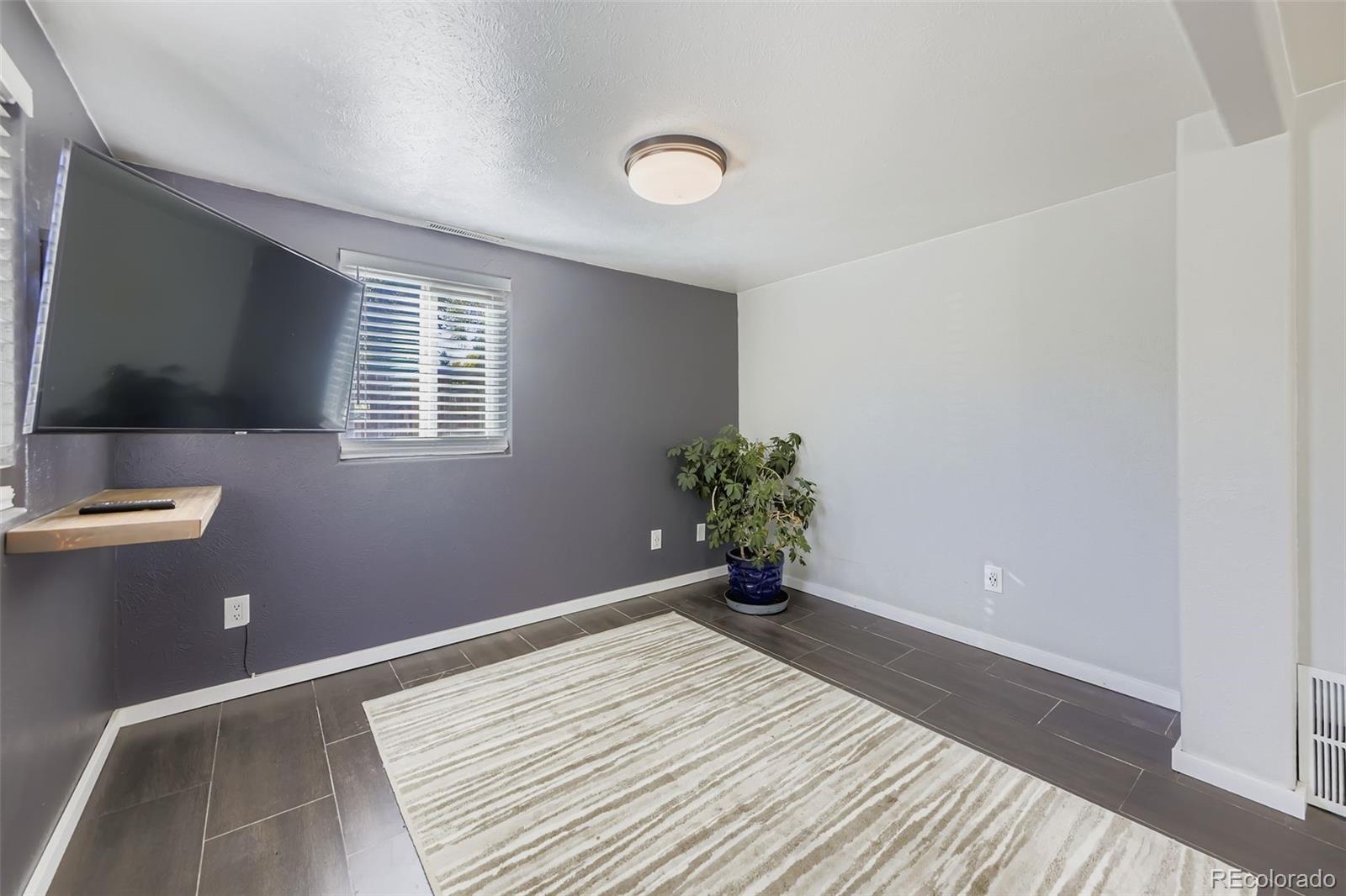 MLS Image #6 for 7303 w 59th avenue,arvada, Colorado