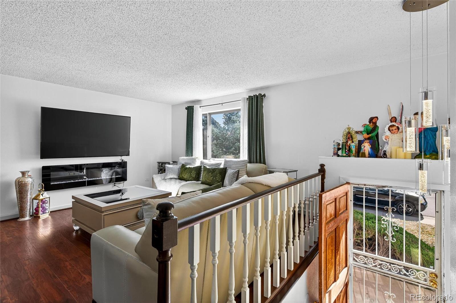 MLS Image #3 for 14653 e 13th circle,aurora, Colorado