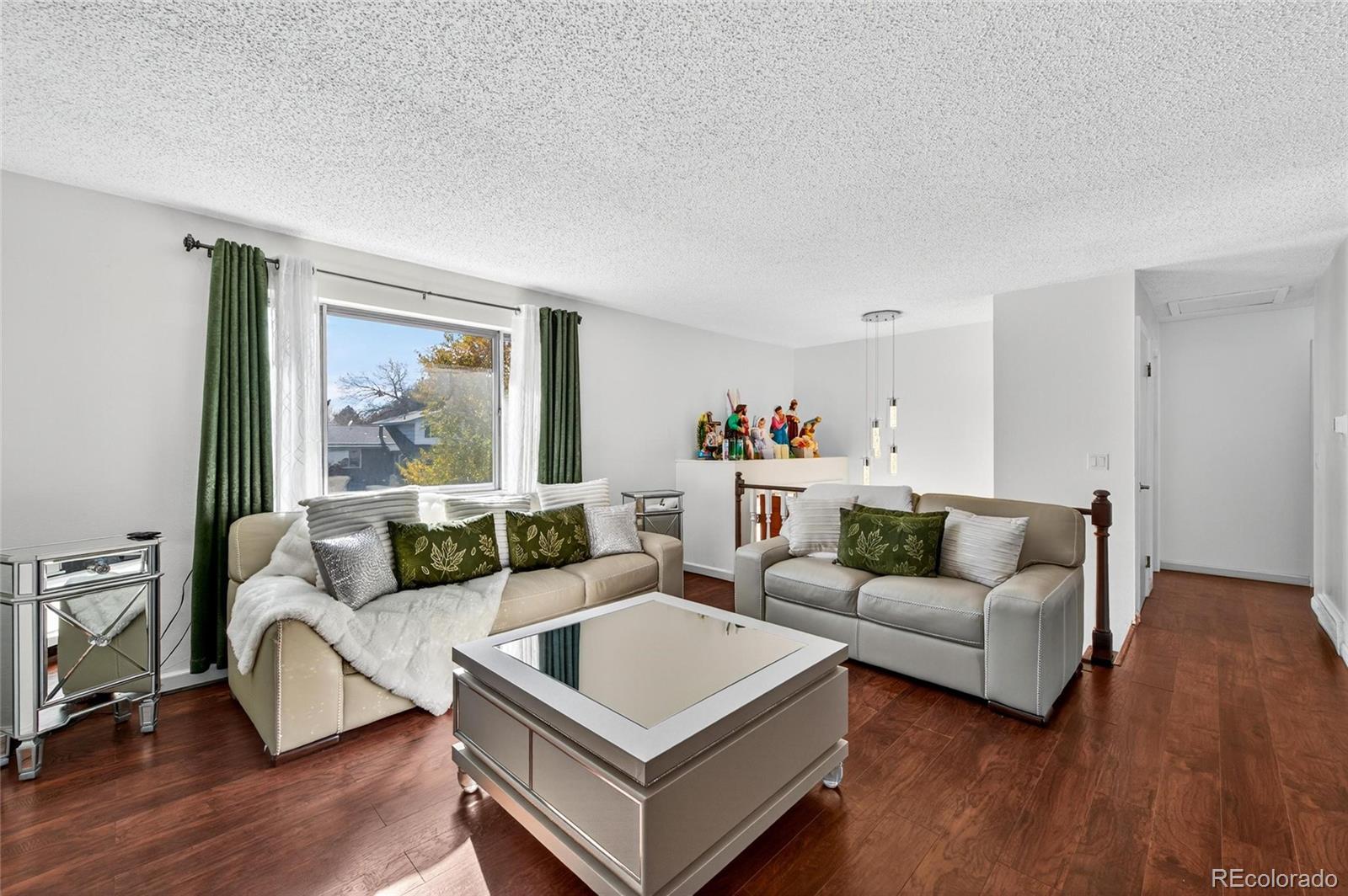 MLS Image #5 for 14653 e 13th circle,aurora, Colorado