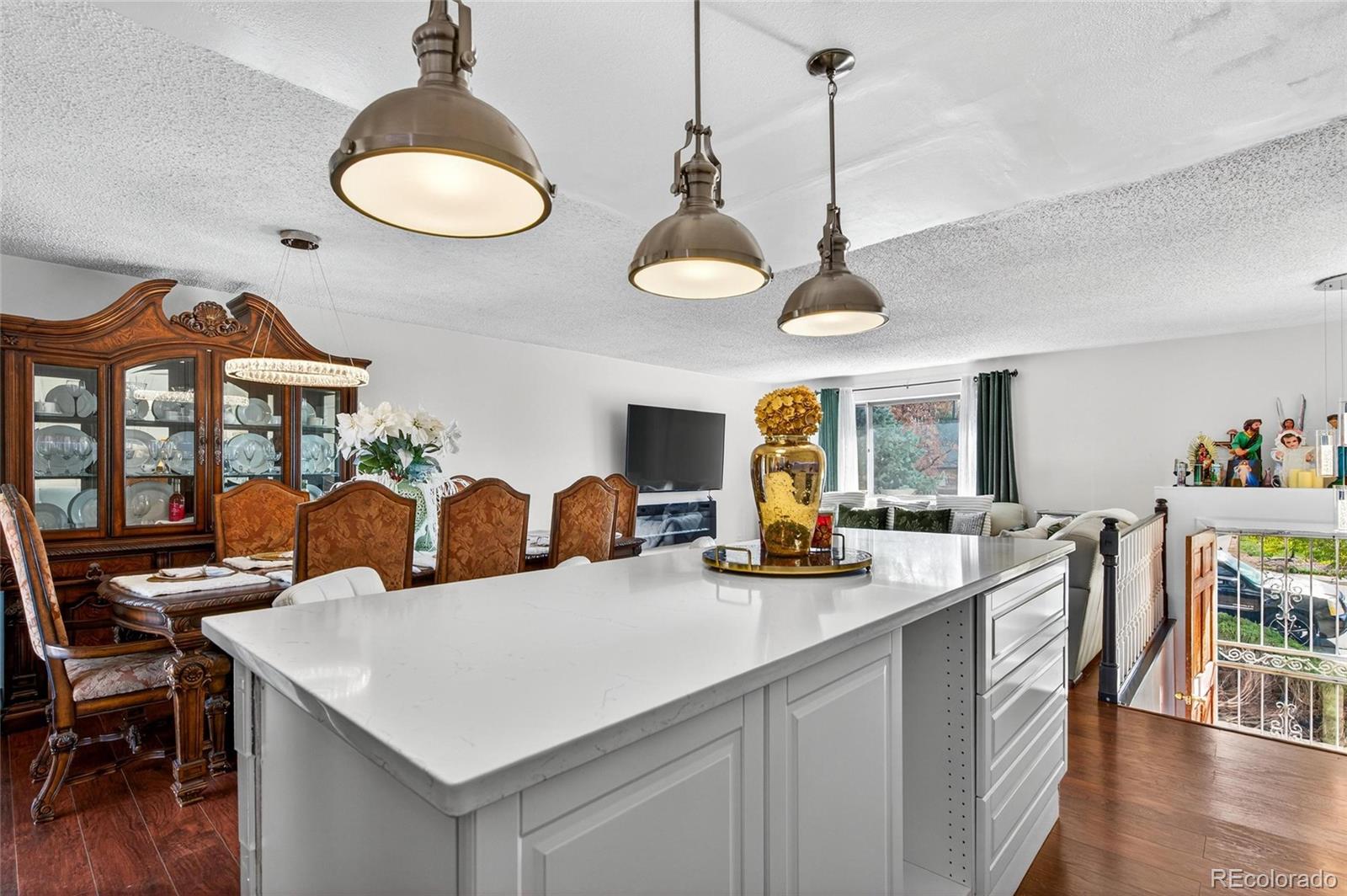 MLS Image #8 for 14653 e 13th circle,aurora, Colorado