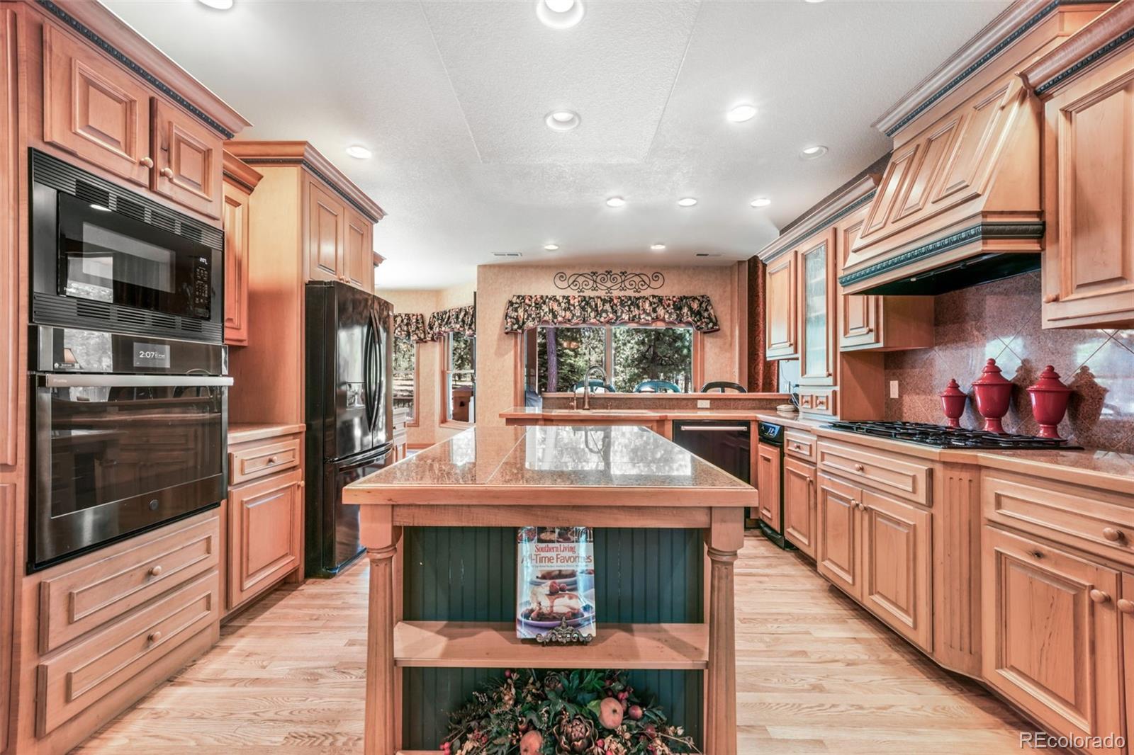 MLS Image #10 for 17556  colonial park drive,monument, Colorado