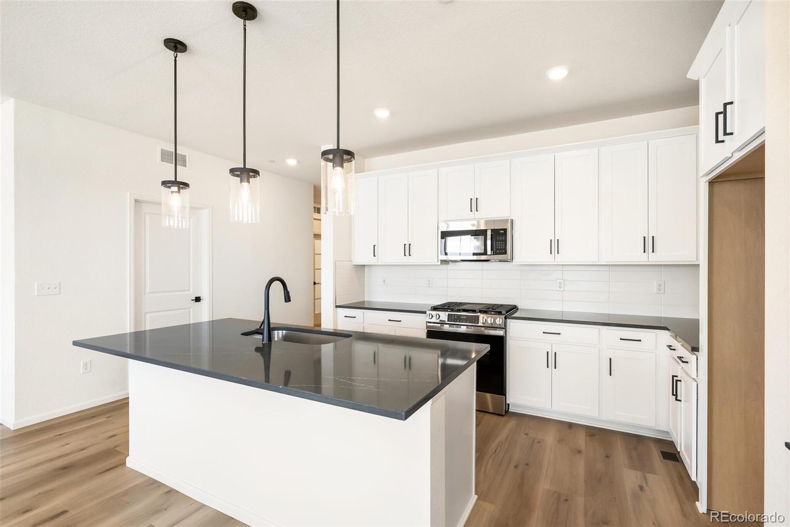 MLS Image #16 for 1101  mourning dove avenue,erie, Colorado