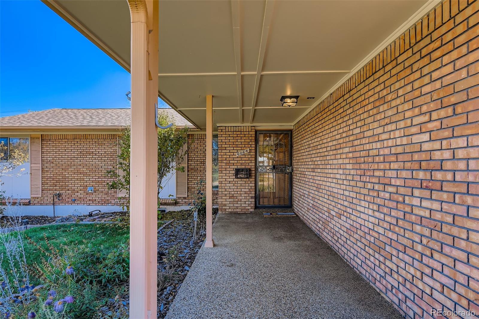 MLS Image #2 for 6064 s steele street,centennial, Colorado