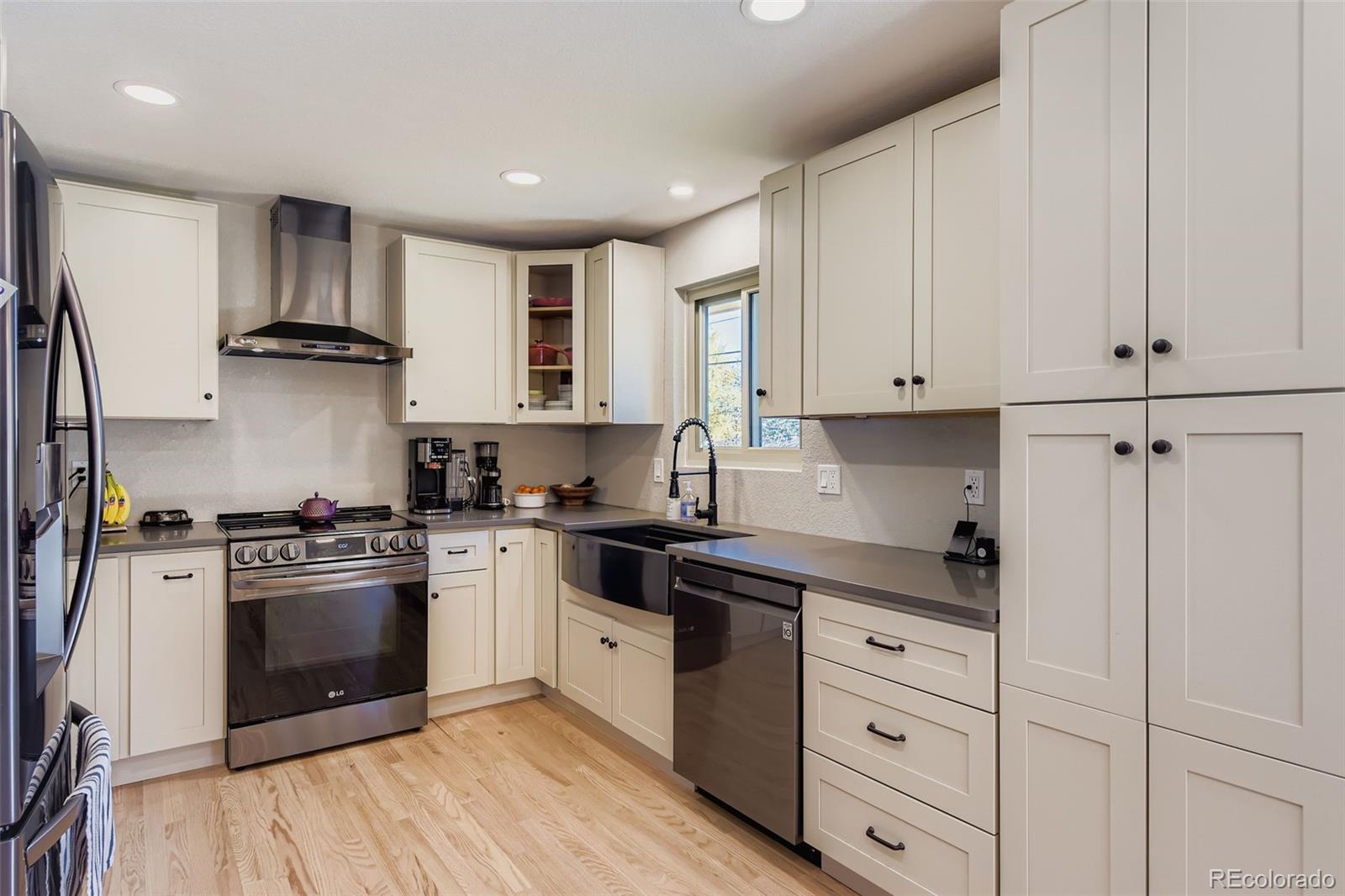 MLS Image #8 for 6064 s steele street,centennial, Colorado