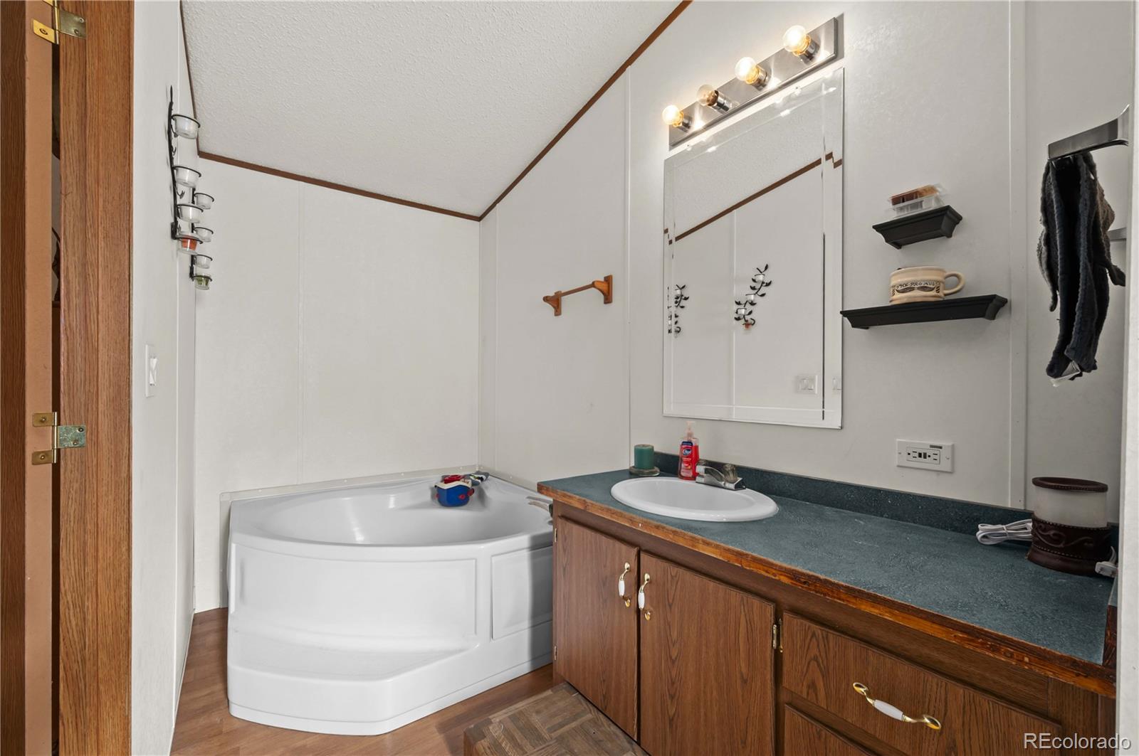MLS Image #28 for 1838  17th trail,cotopaxi, Colorado