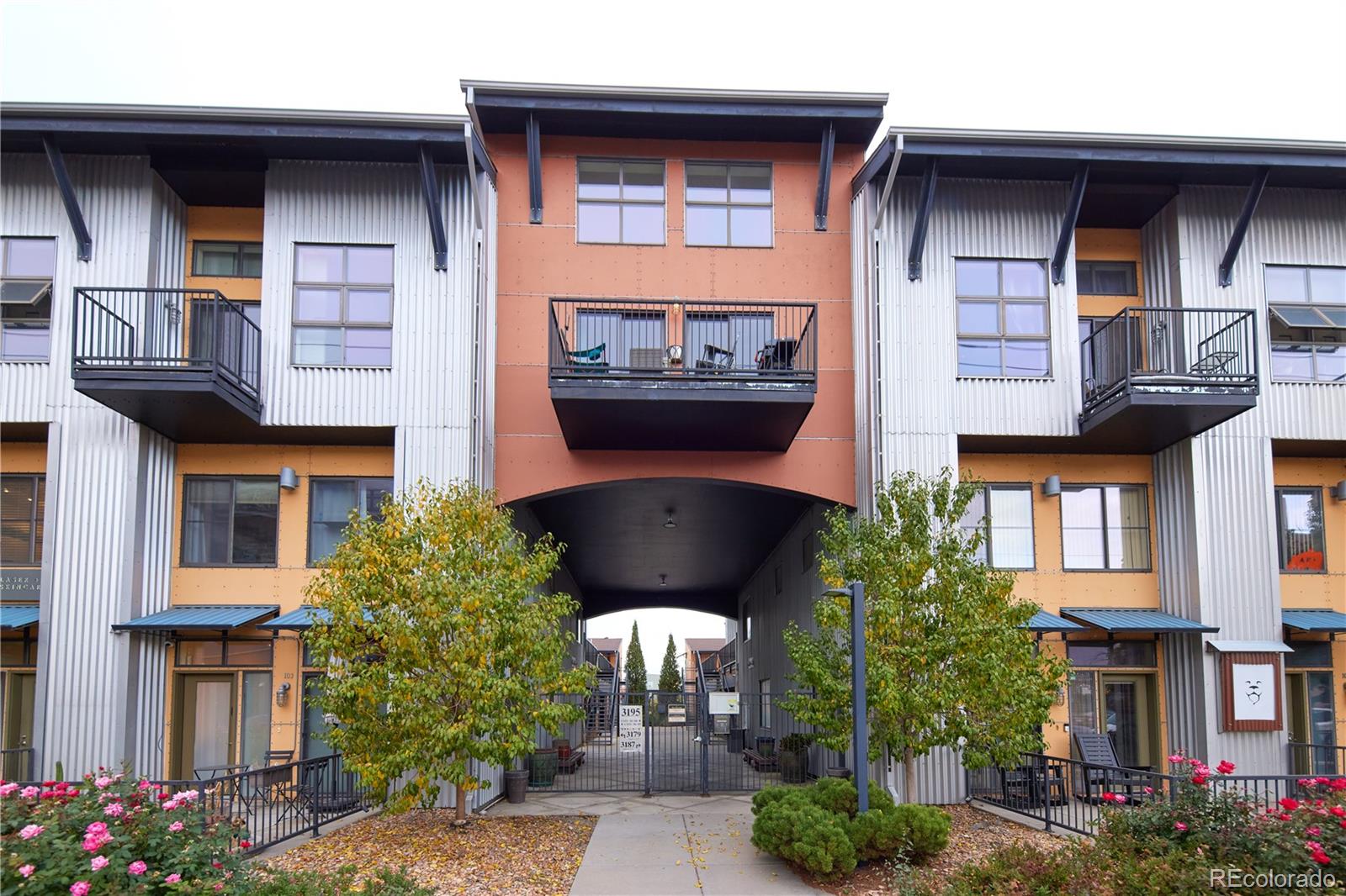 MLS Image #0 for 3195  blake street,denver, Colorado
