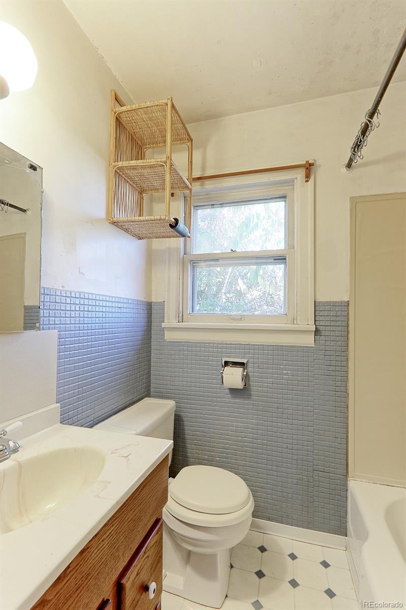 MLS Image #3 for 4985  green court,denver, Colorado