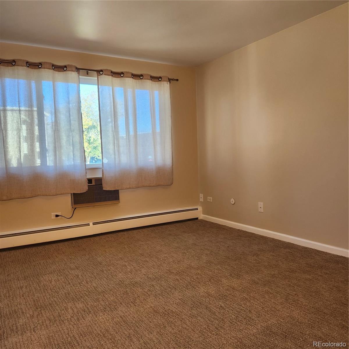 MLS Image #25 for 755 s clinton street,denver, Colorado