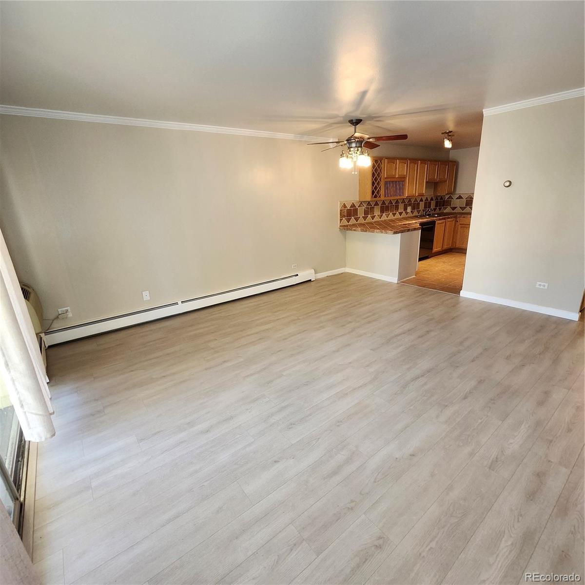 MLS Image #4 for 755 s clinton street,denver, Colorado