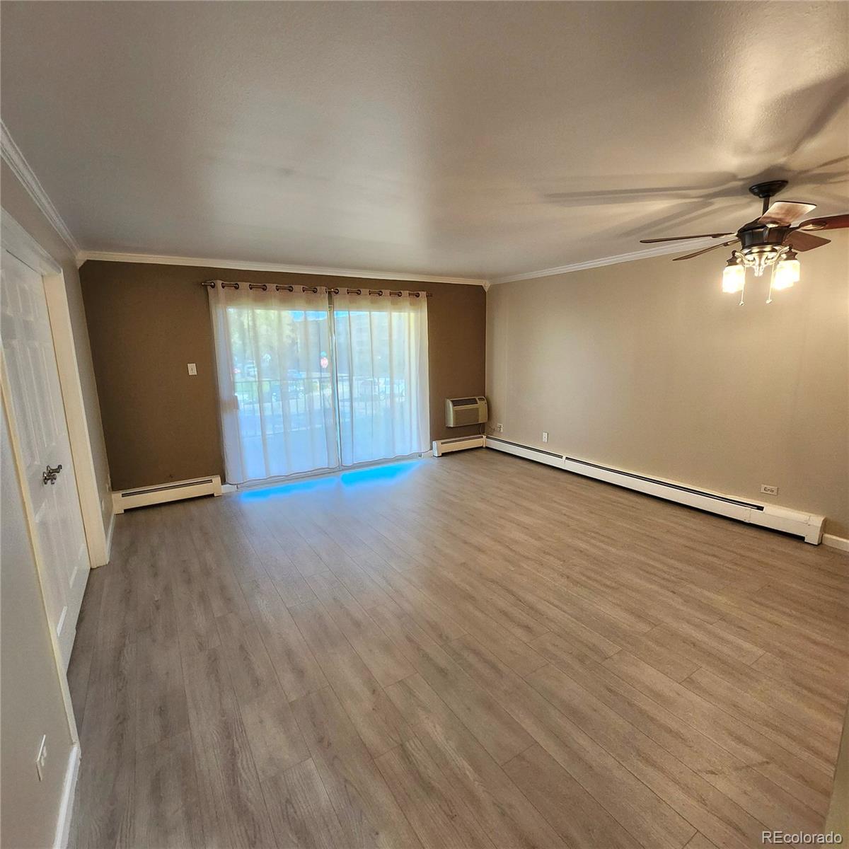MLS Image #5 for 755 s clinton street,denver, Colorado