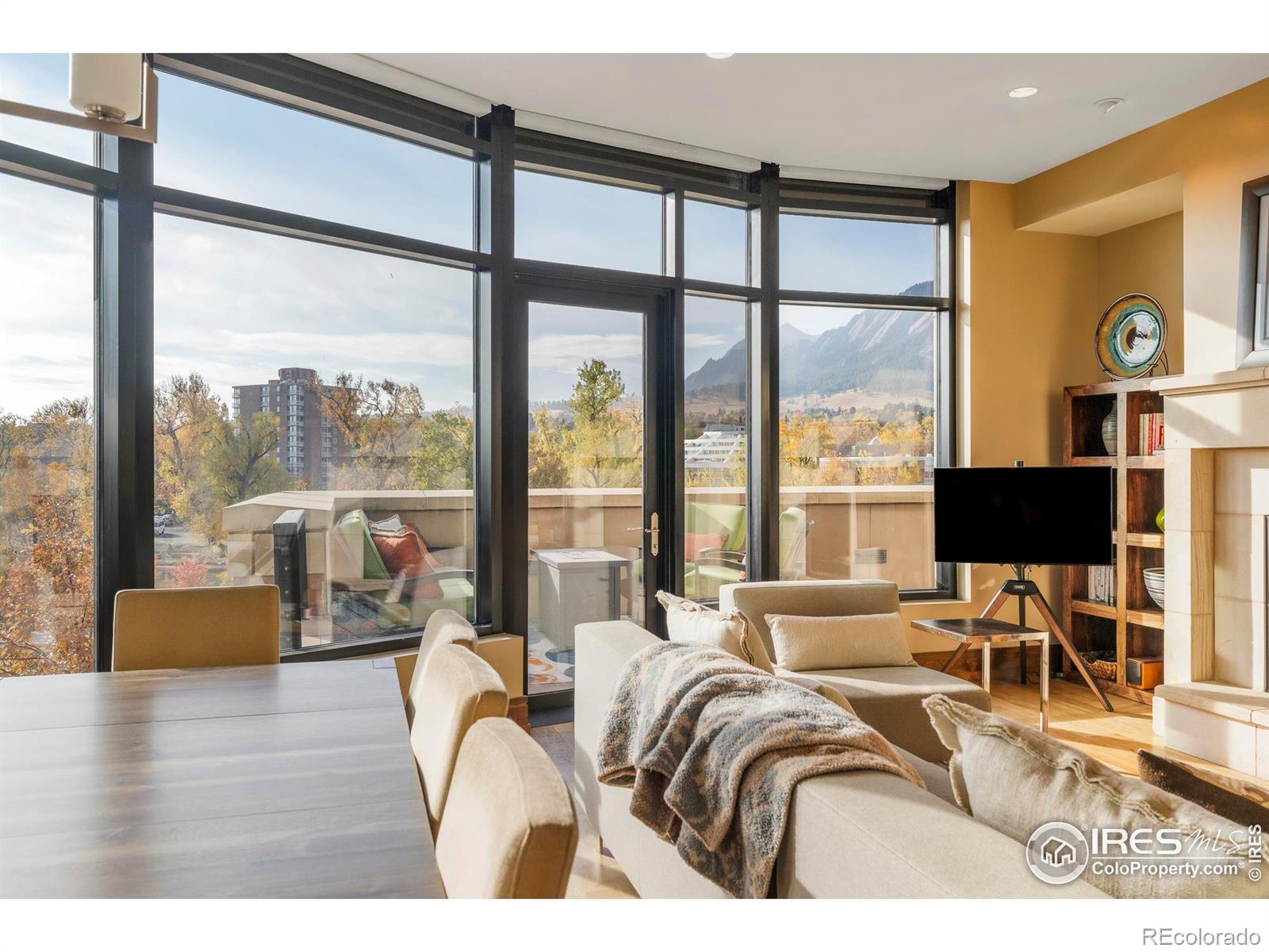 MLS Image #11 for 1077  canyon boulevard,boulder, Colorado