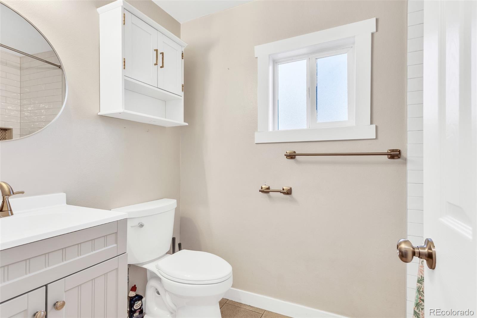 MLS Image #10 for 214 n knox court,denver, Colorado