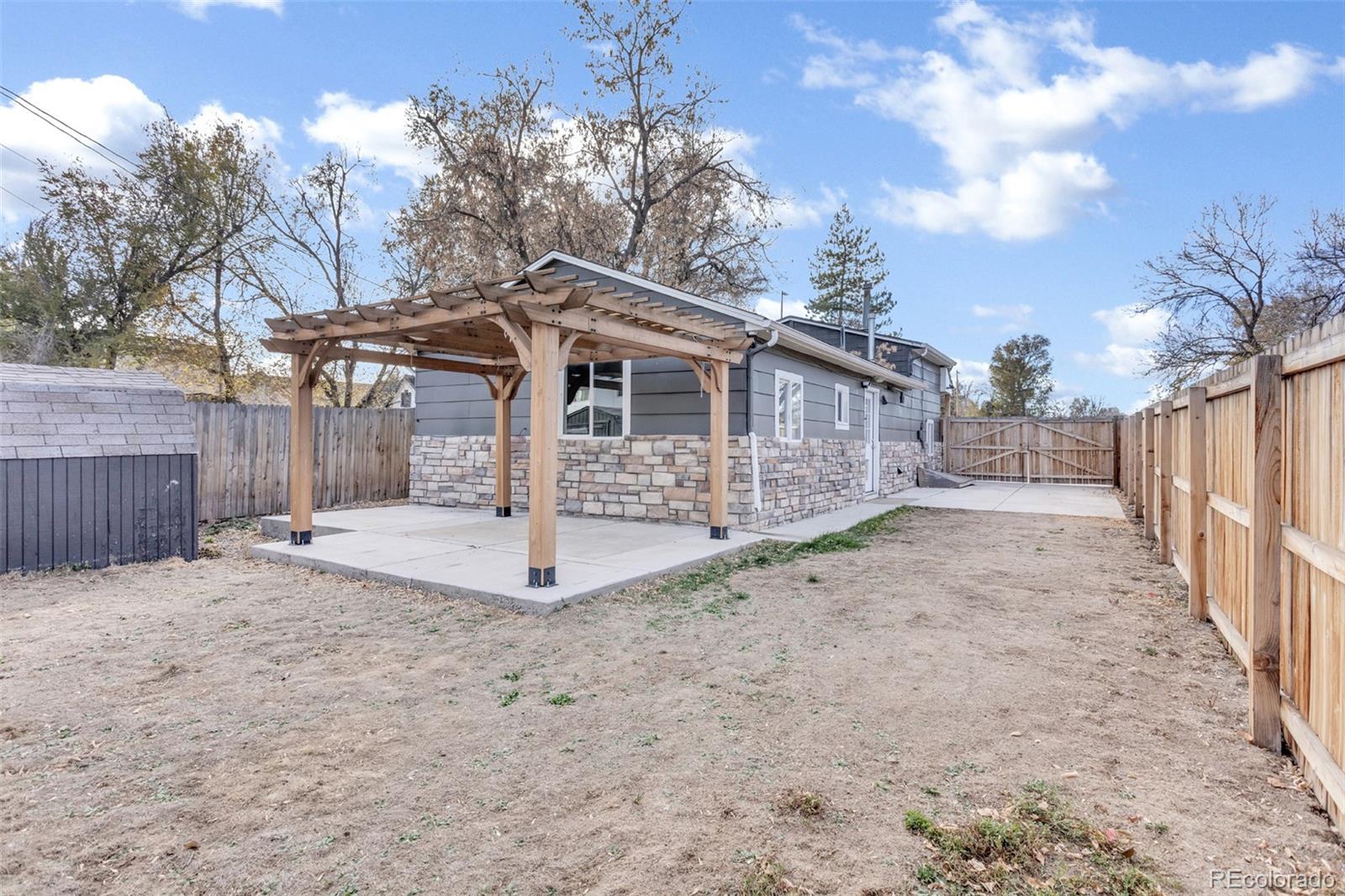 MLS Image #13 for 214 n knox court,denver, Colorado
