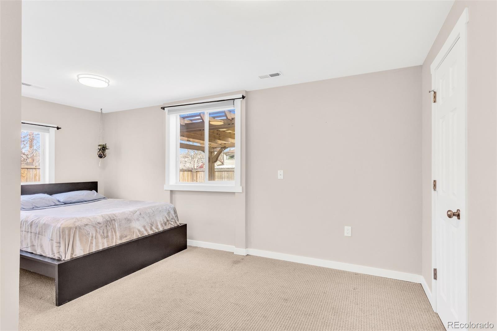 MLS Image #8 for 214 n knox court,denver, Colorado