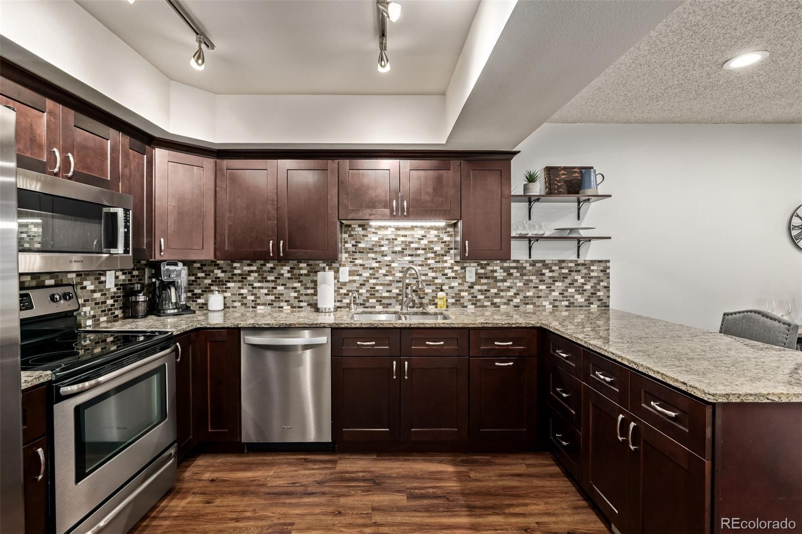 MLS Image #15 for 3532 s hillcrest drive 4,denver, Colorado