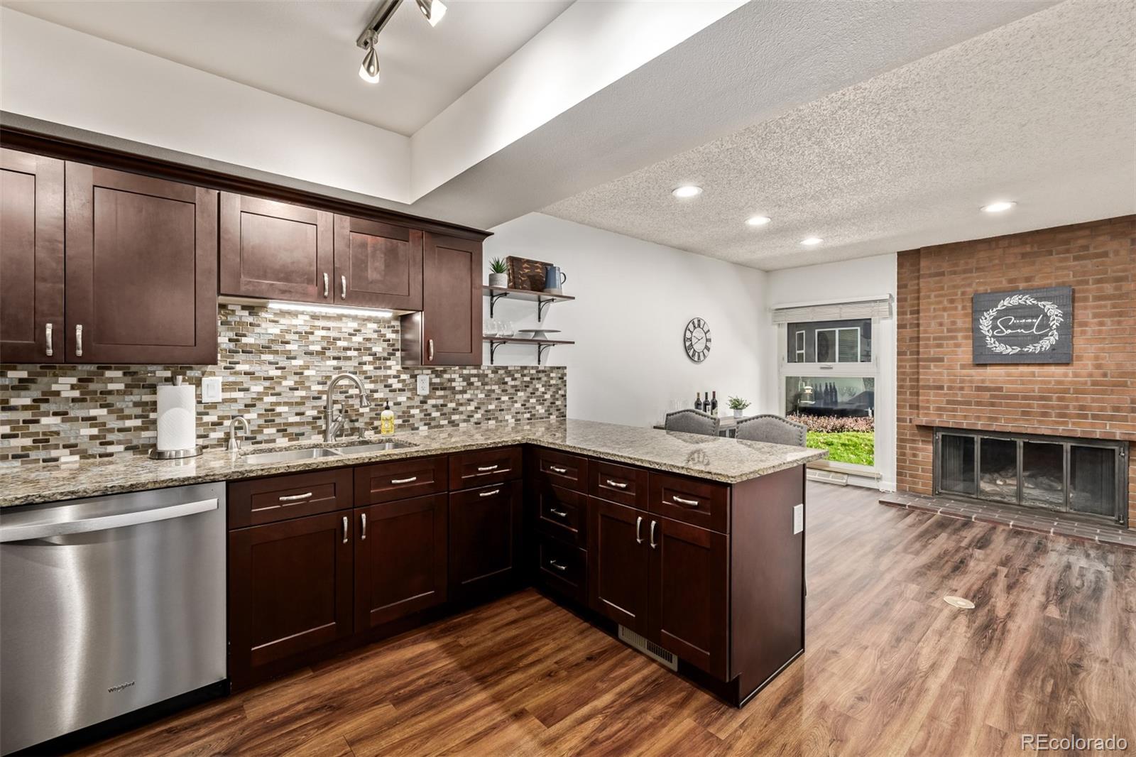 MLS Image #16 for 3532 s hillcrest drive 4,denver, Colorado